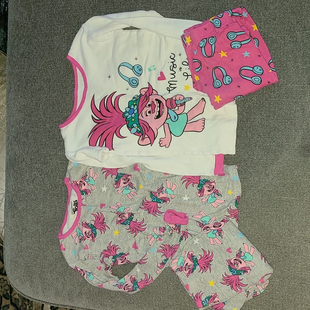 DreamWorks Troll Size 8 Pajamas, colorful